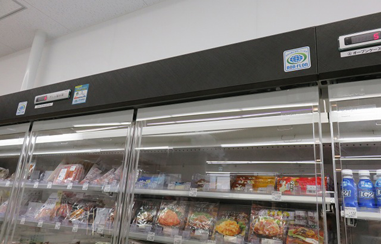 Lawson Store Fully Equipped with CFC-free (CO2/HC Refrigerants-based) Refrigeration/Freezing Systems